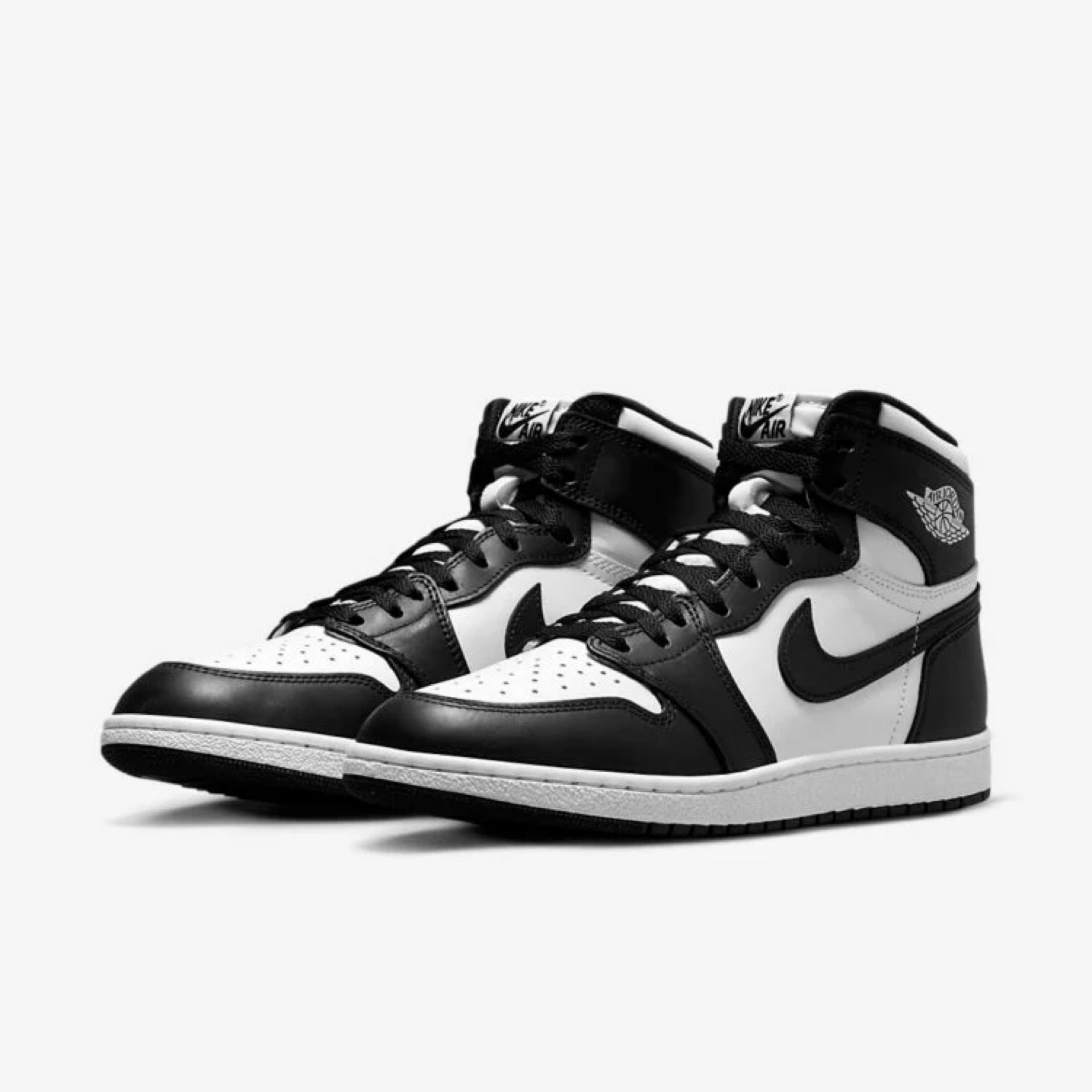 Black white jordan clearance 1